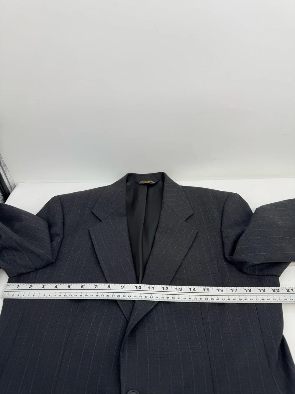 Brooks Brothers 2 Piece Suit 38R 32x29 Gray Striped Wool